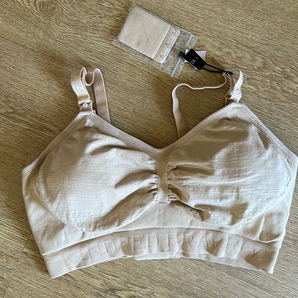 Kindred Bravely Sublime Hands-Free Pumping & Nursing Bra Medium-BUSTY, Beige NWT